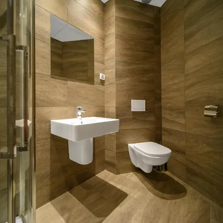 R 3 Apartment Varna